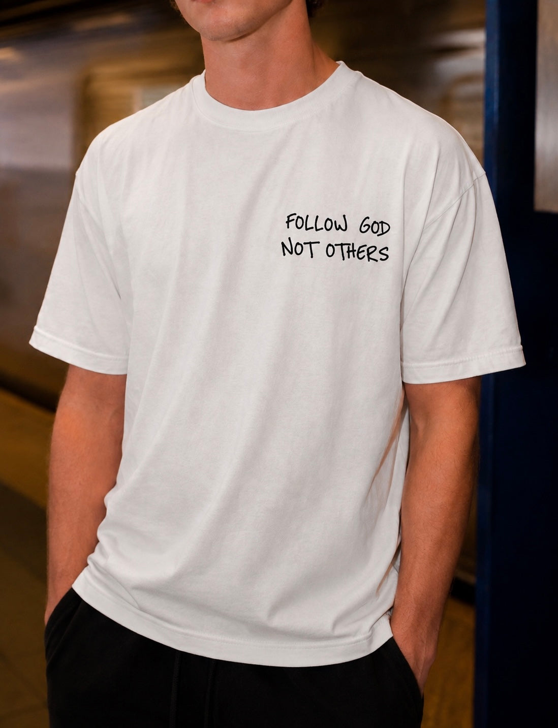 ICONIC TEE